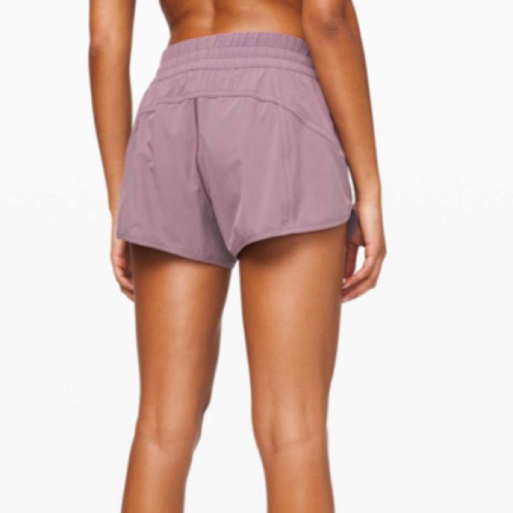 Lululemon Tracker Short V *4"